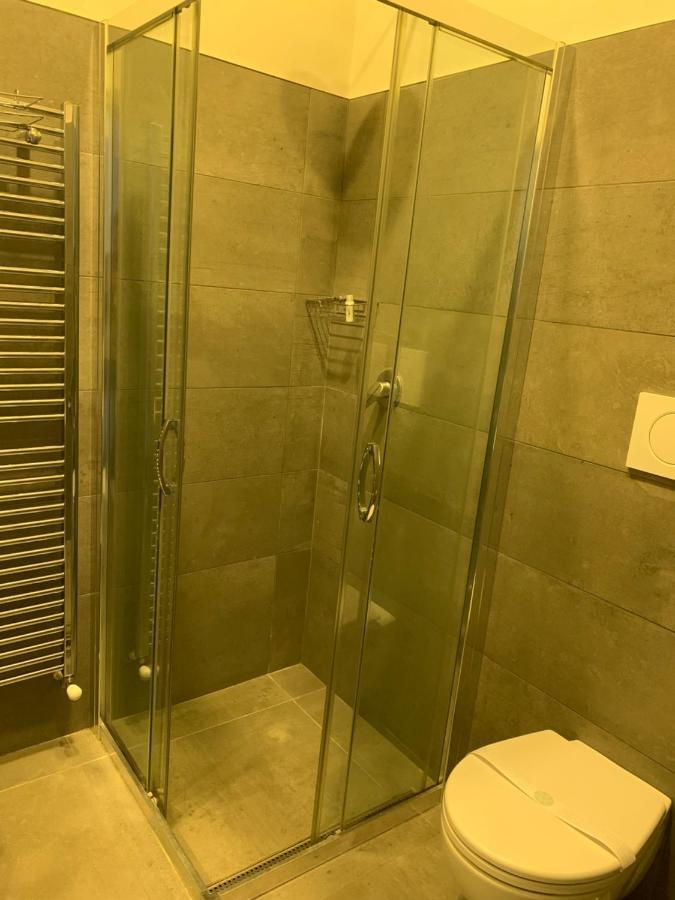 Palazzo 41 Rental Rooms San Pietro Vernotico Luaran gambar